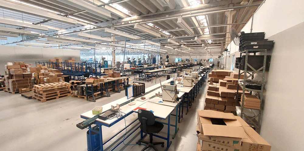 Fábrica Linha de Cabos e Transformadores